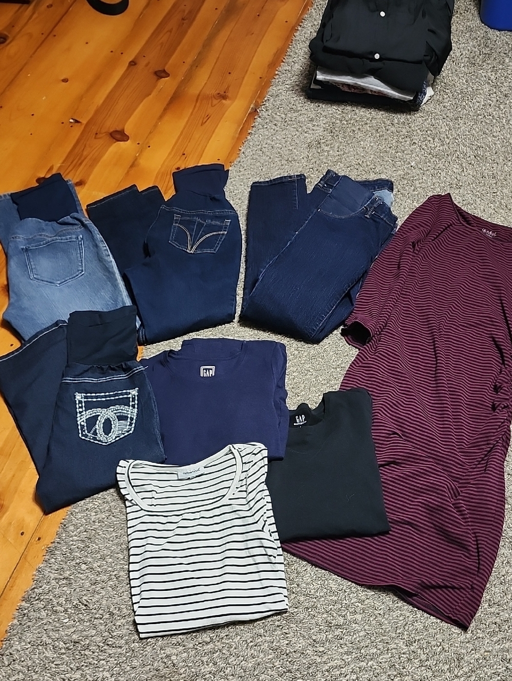 8 Maternity Peices
